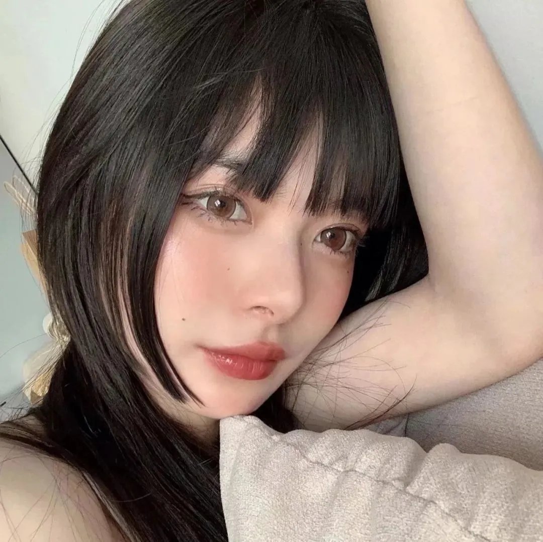你像上帝一样吻我